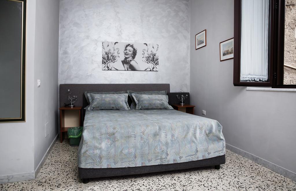 B&B Rochel Napoli Pokoj fotografie